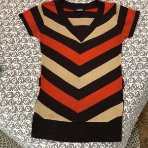 Vintage A. Byer Short Sleeve V-neck Sweater